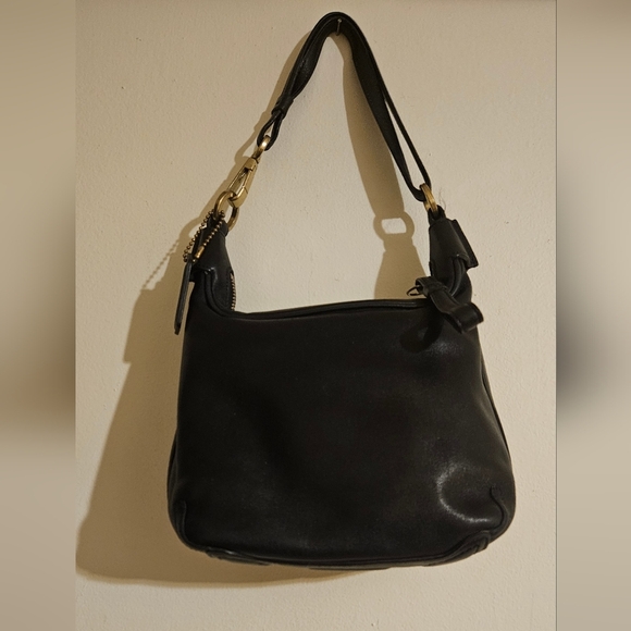 Coach Handbags - Rare Vintage Coach 6953 Amanda Small Hobo Bag Purse Black